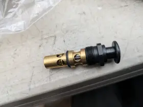 1024712 Cleco Assembly Package Valve