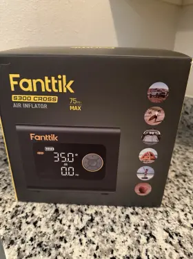 S300-cross Fanttik S300 Cross Air Inflator 75 Psi 11.1v Portable Tire Pump Mpn