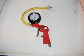 Shining Golden Yida 879686006664 Craftsman Inflator Gun 0-150 Psi 3-in-1 Multi-function Gauge Air Chuck And Re