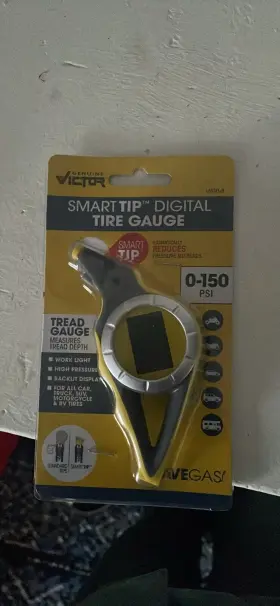 16130-8 Victor Smart Tip Digital Tire Gauge 0-150 Psi Item #16130-8